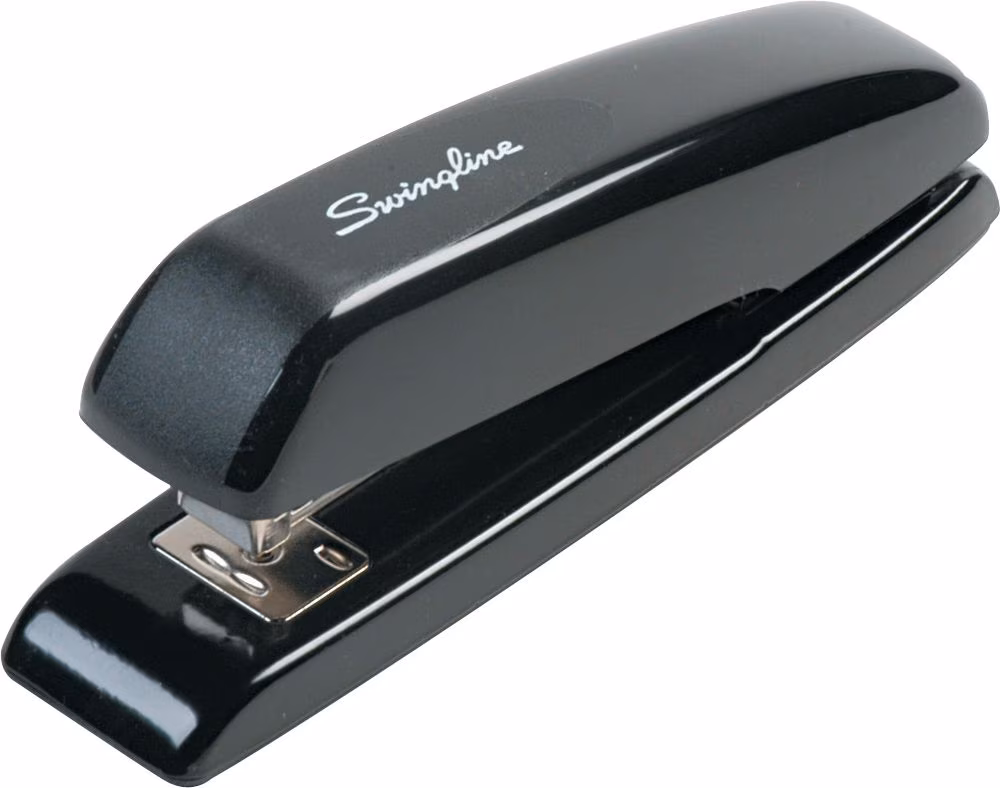 BLACK #646 DESK STAPLER