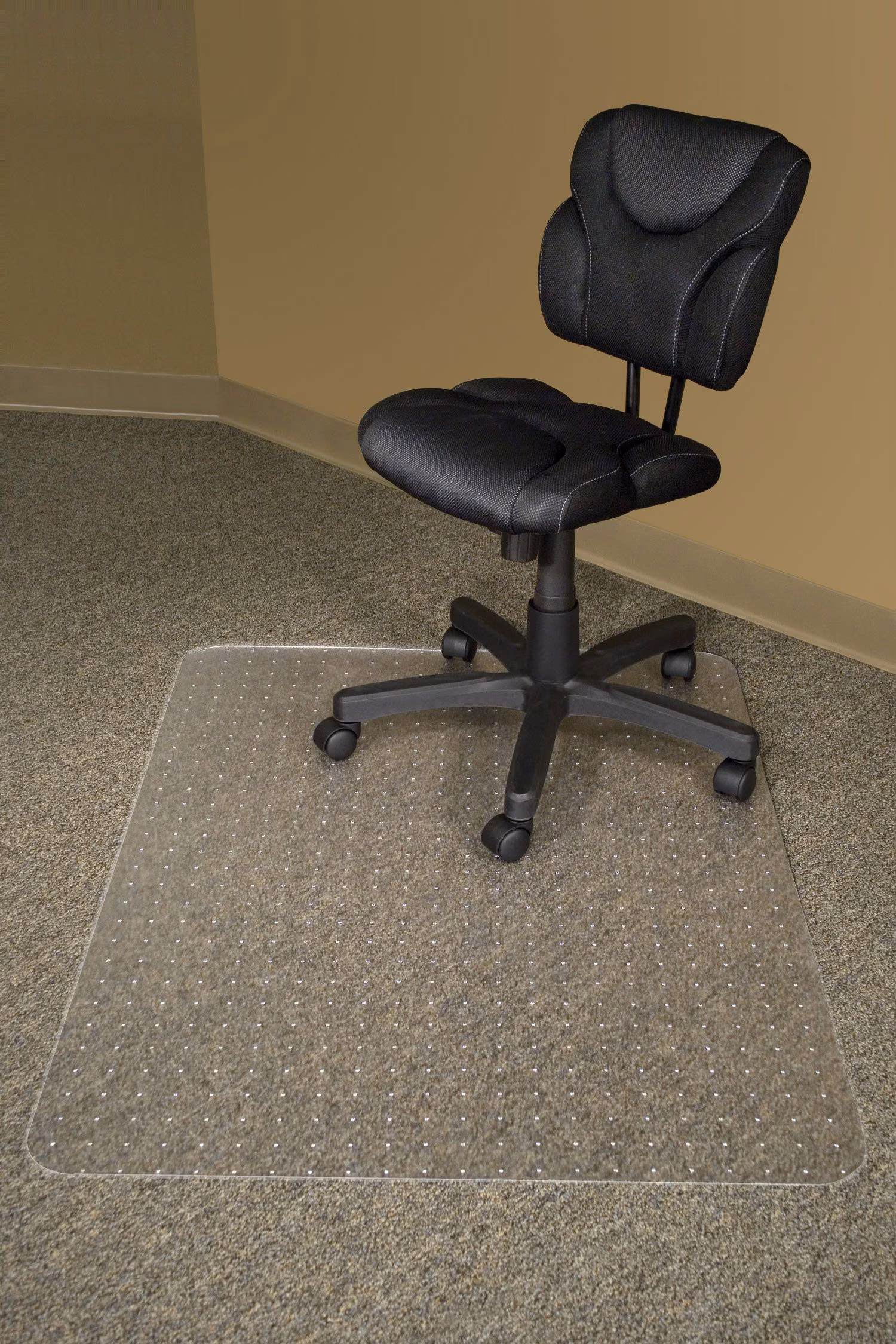 WIDE LIP CHAIRMAT W/GRIP 45X53